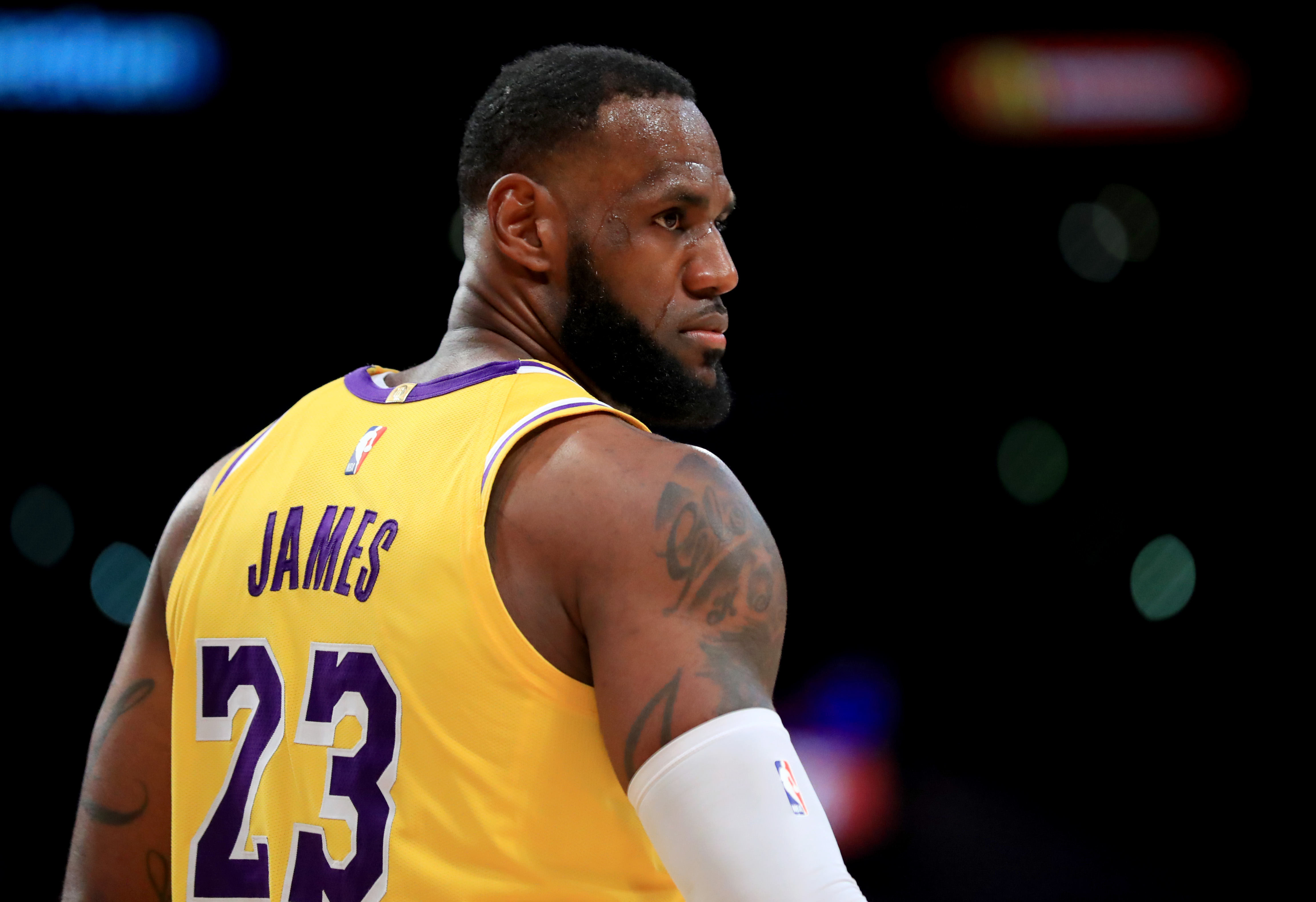 保守进攻策 保守进攻策